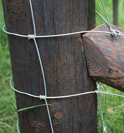 El Alambre Galvanizado sirve para la construcción de cercas.